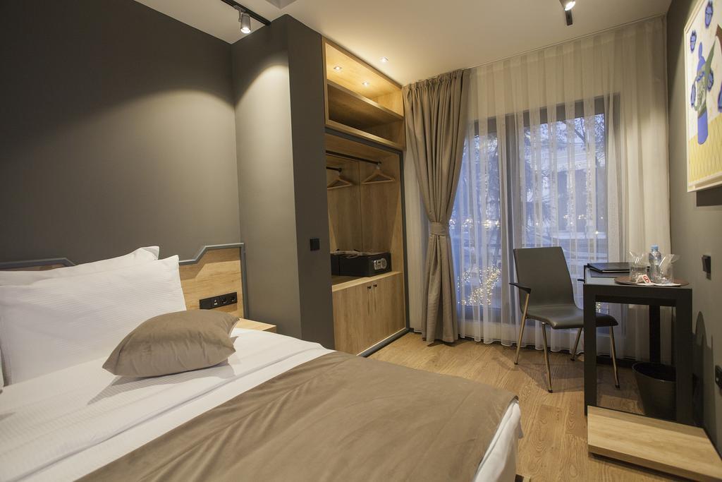 Solun'S Riverside Rooms Skopie Exterior foto