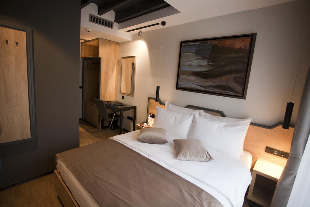 Solun'S Riverside Rooms Skopie Exterior foto